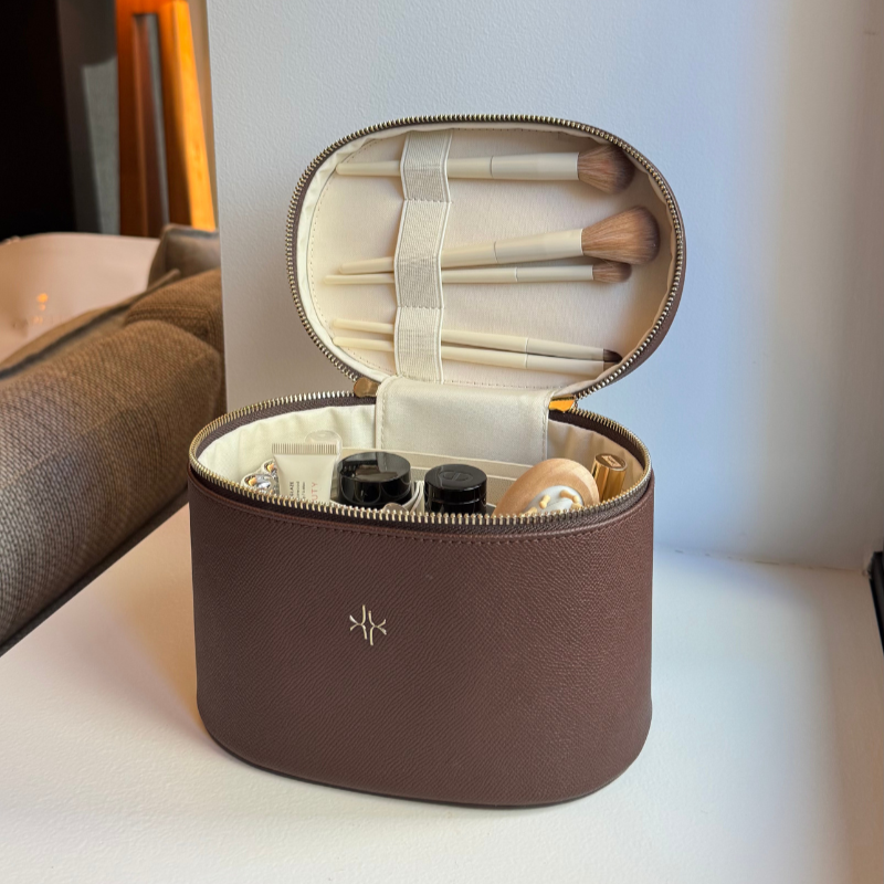 The Vanity Case
