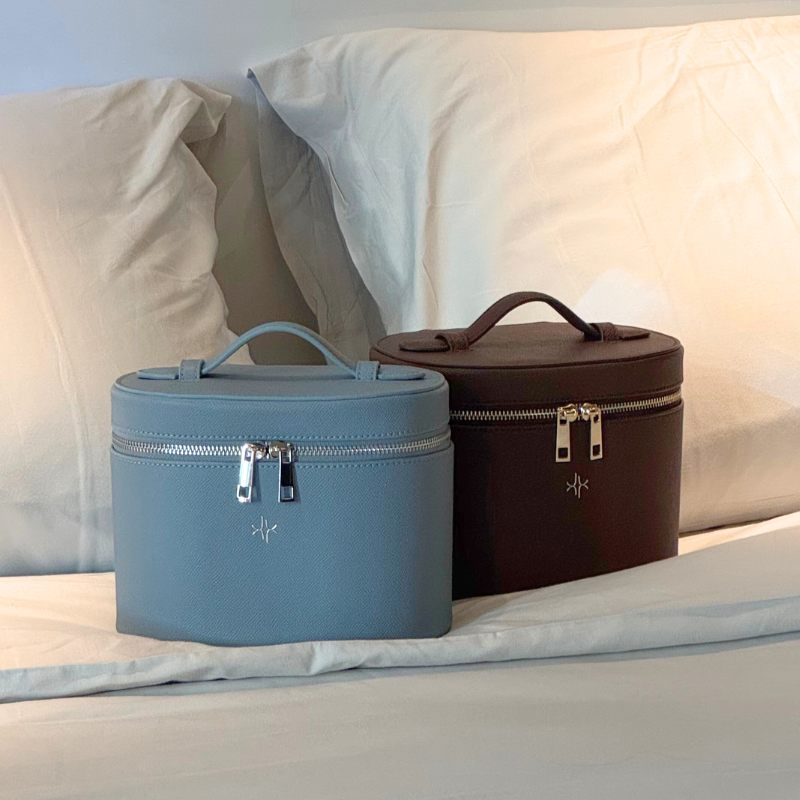 The Vanity Case