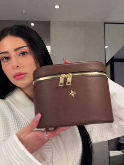 The Vanity Case